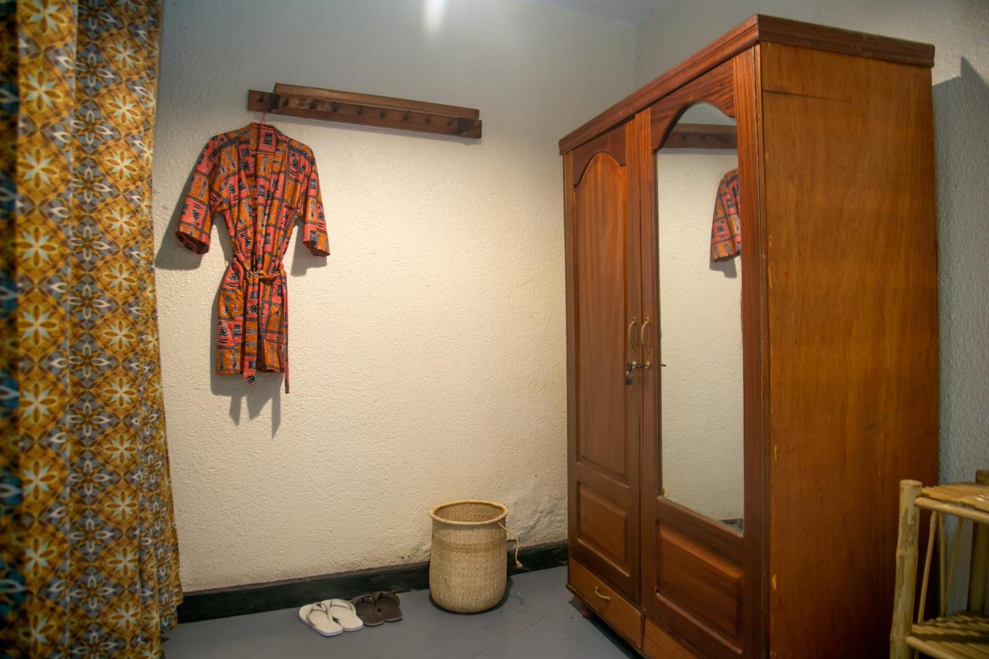 Karisimbi Cave Resort 루헹게리 외부 사진