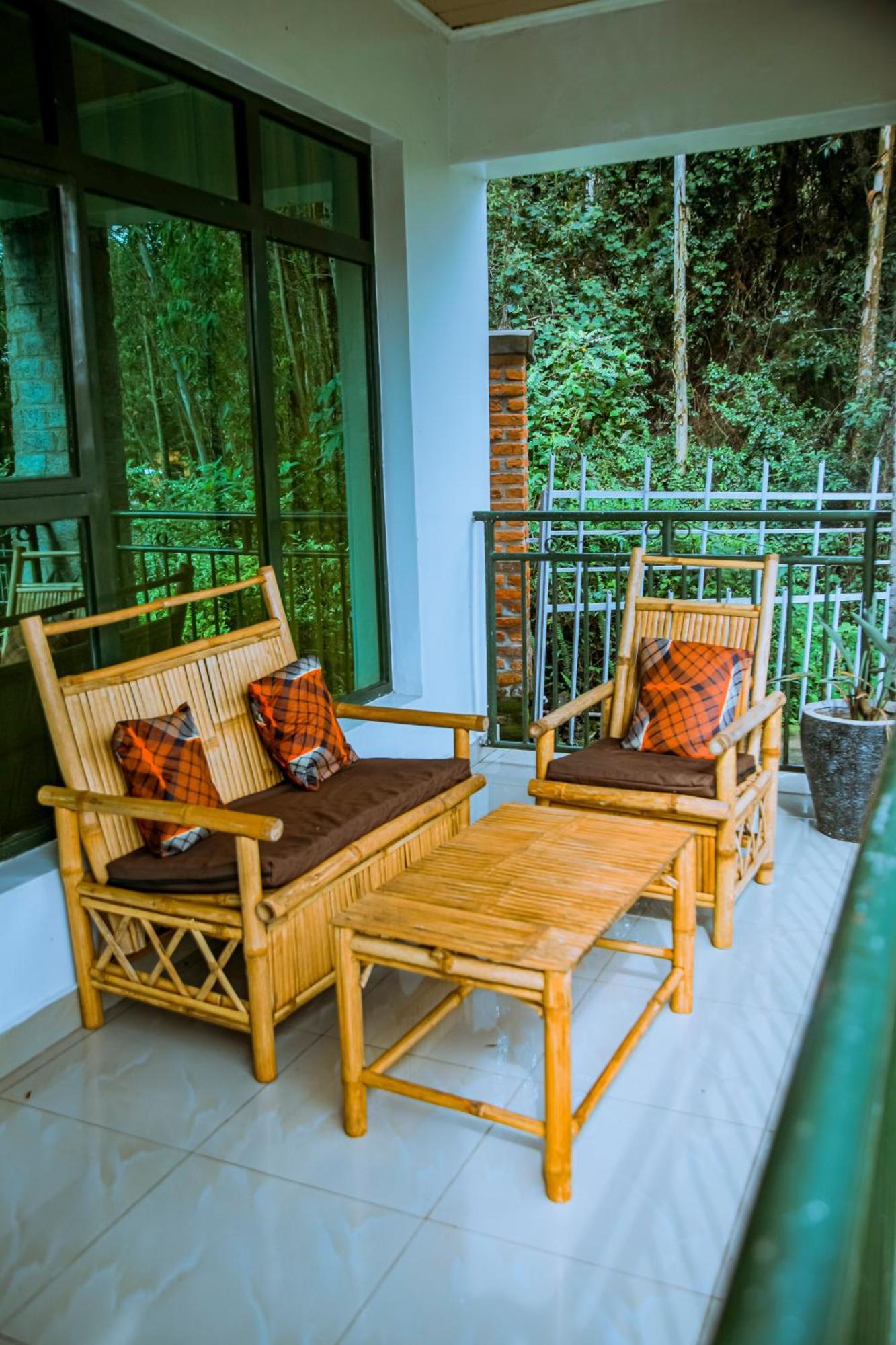 Karisimbi Cave Resort 루헹게리 외부 사진