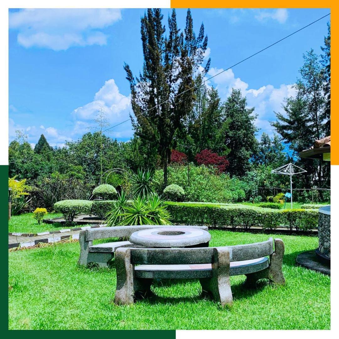 Karisimbi Cave Resort 루헹게리 외부 사진
